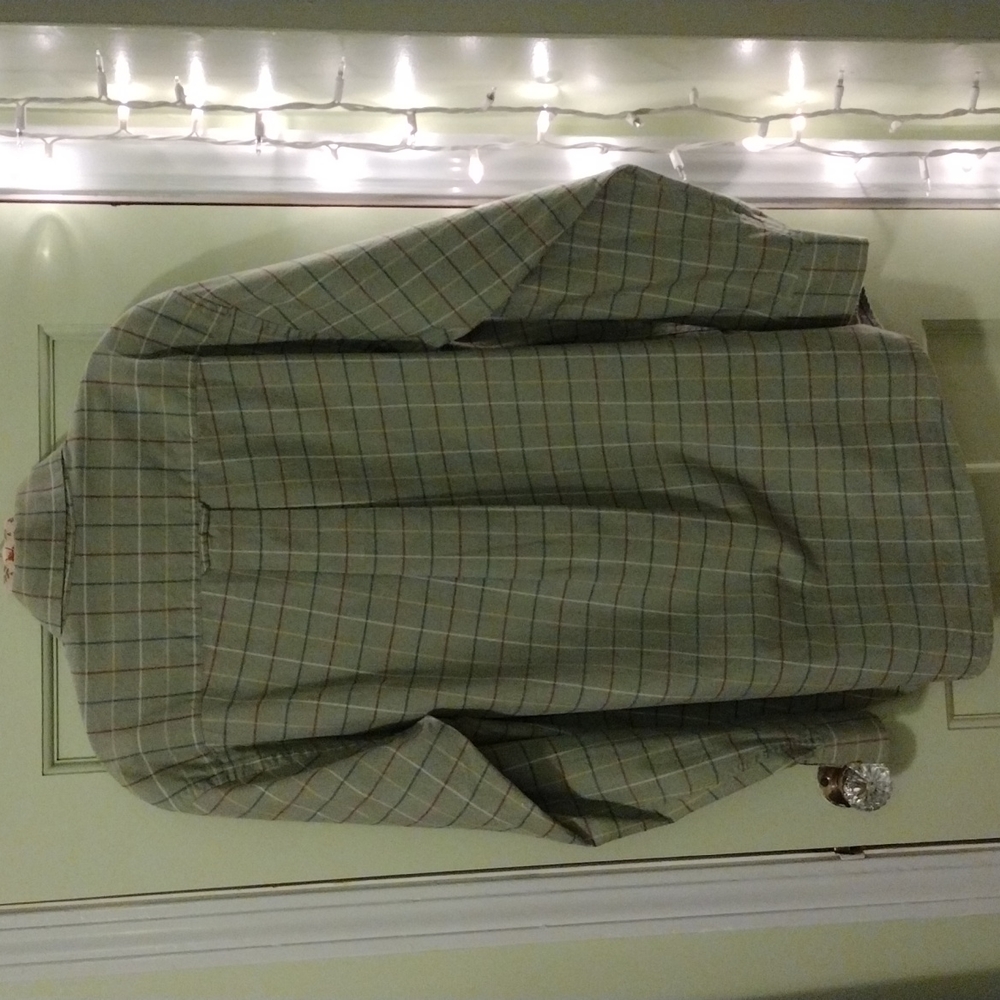 Men's Orvis size Medium dusty pistachio green check pattern button up - Picture 5 of 5